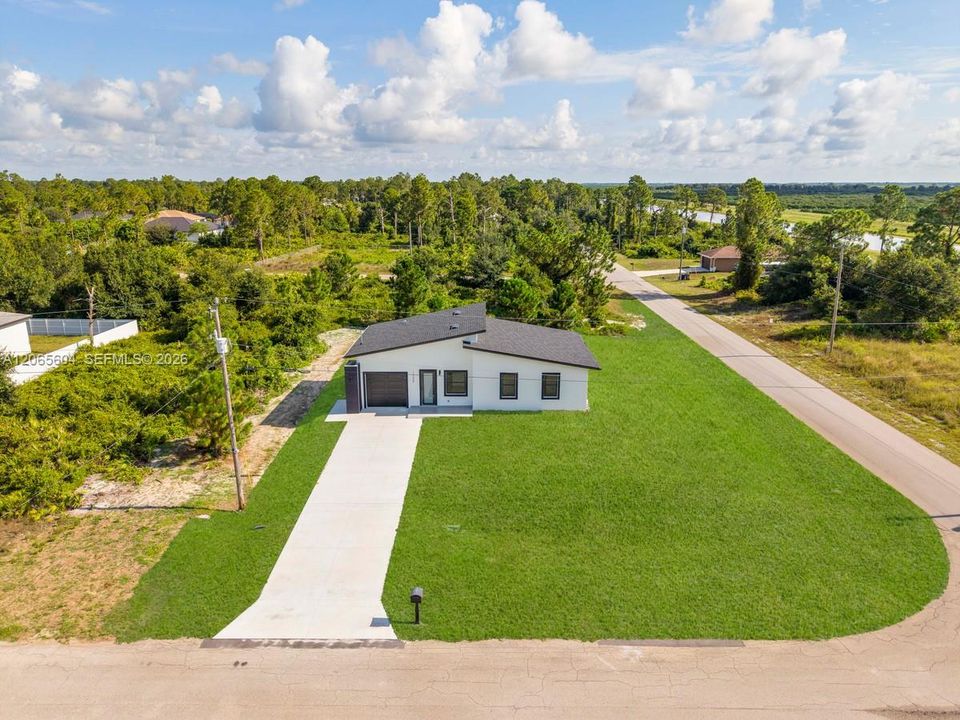 For Sale: $268,000 (3 beds, 3 baths, 0 Square Feet)