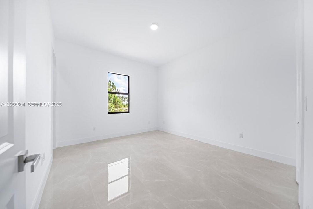 For Sale: $268,000 (3 beds, 3 baths, 0 Square Feet)