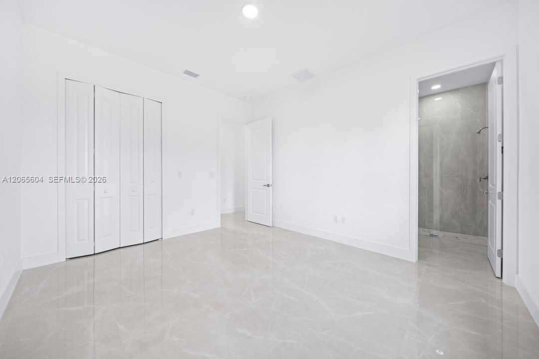 For Sale: $268,000 (3 beds, 3 baths, 0 Square Feet)