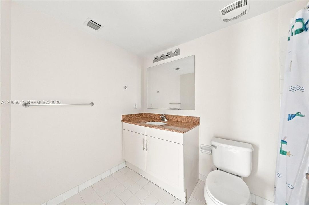 For Rent: $4,200 (3 beds, 2 baths, 1385 Square Feet)