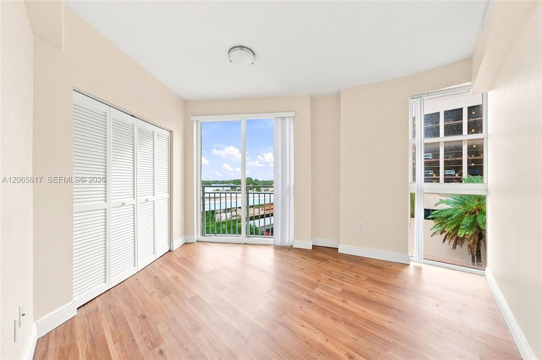 For Rent: $4,200 (3 beds, 2 baths, 1385 Square Feet)