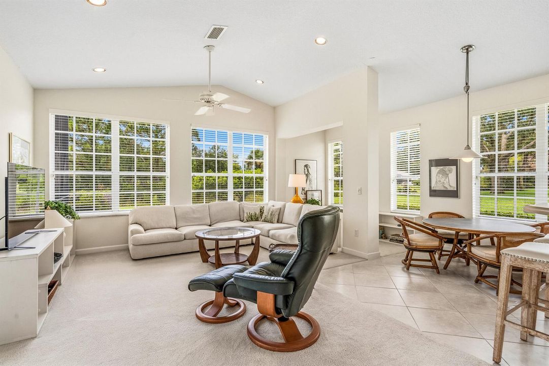9403 Pinebark Court 015