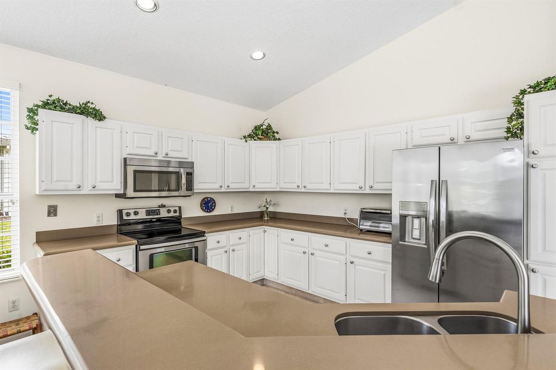 9403 Pinebark Court 010