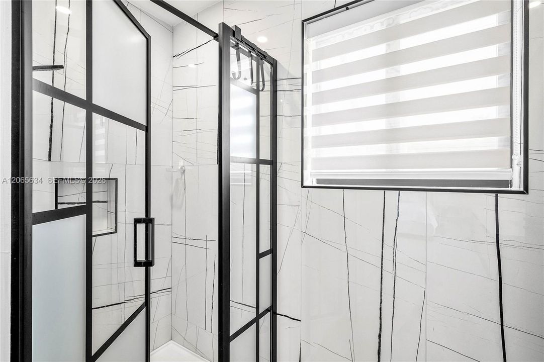 MAIN BEDROOM CUSTOM SHOWER & WINDOW