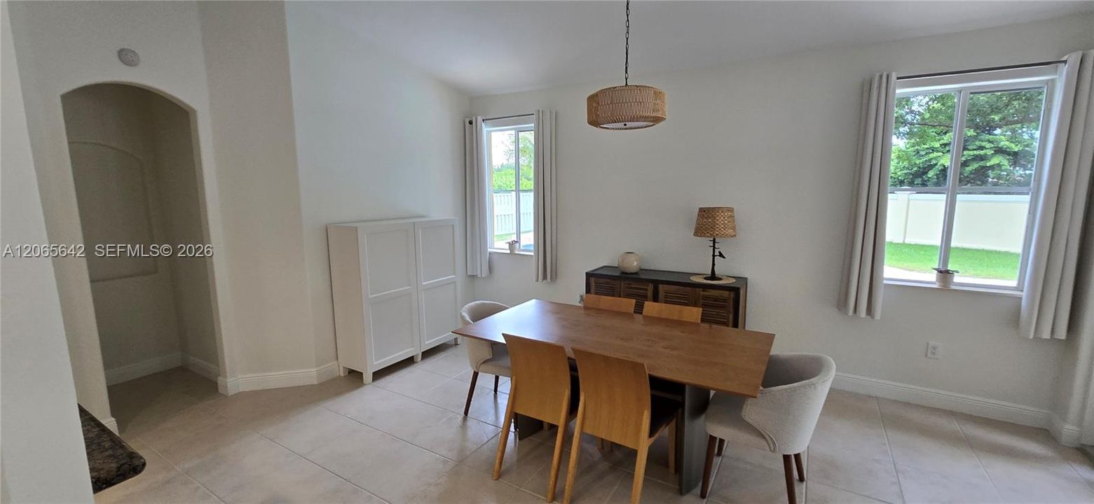 For Sale: $850,000 (4 beds, 2 baths, 2154 Square Feet)