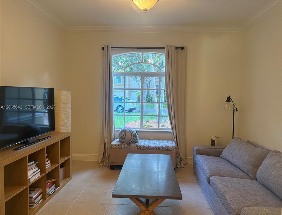 For Sale: $850,000 (4 beds, 2 baths, 2154 Square Feet)