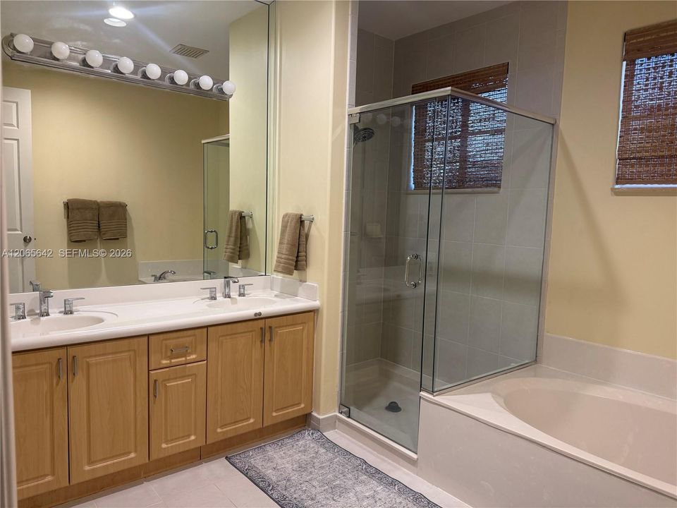 For Sale: $850,000 (4 beds, 2 baths, 2154 Square Feet)