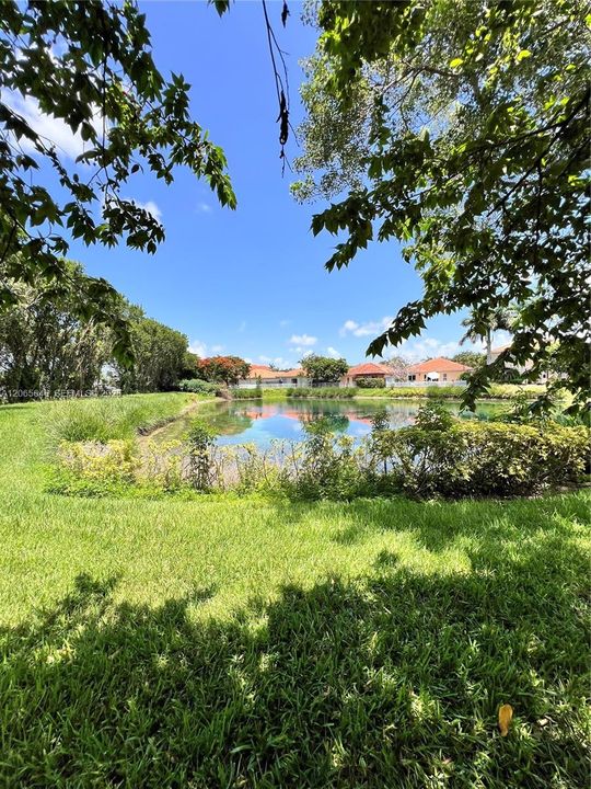 For Rent: $2,000 (3 beds, 2 baths, 1379 Square Feet)