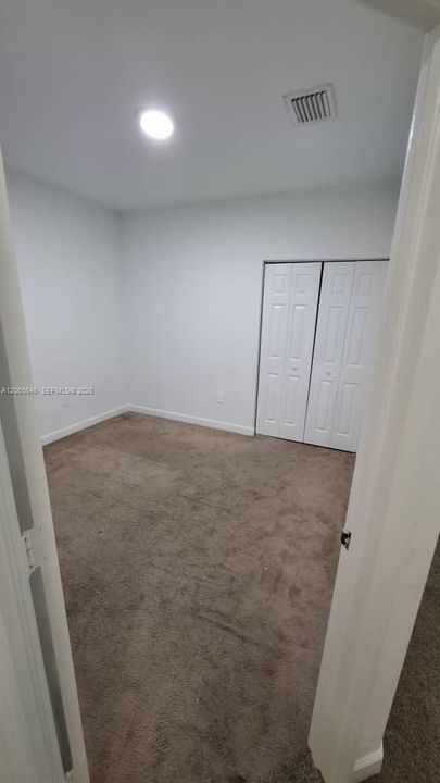 For Rent: $2,000 (3 beds, 2 baths, 1379 Square Feet)