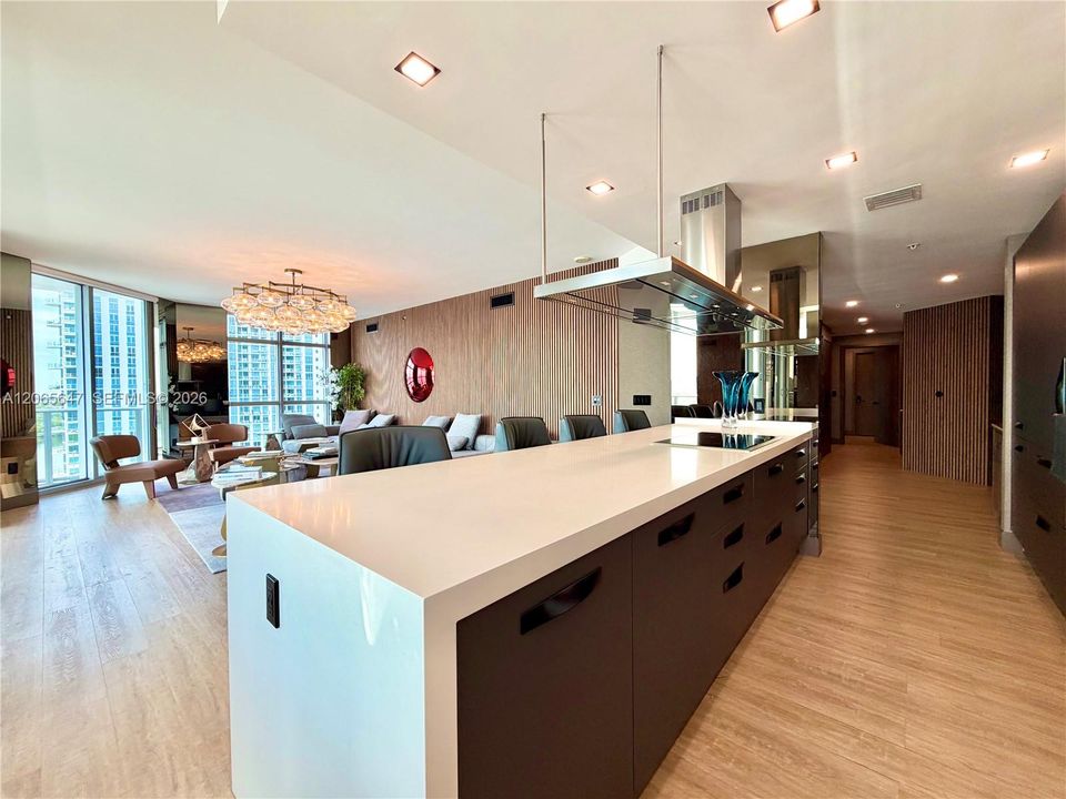 For Sale: $1,995,000 (3 beds, 3 baths, 2219 Square Feet)