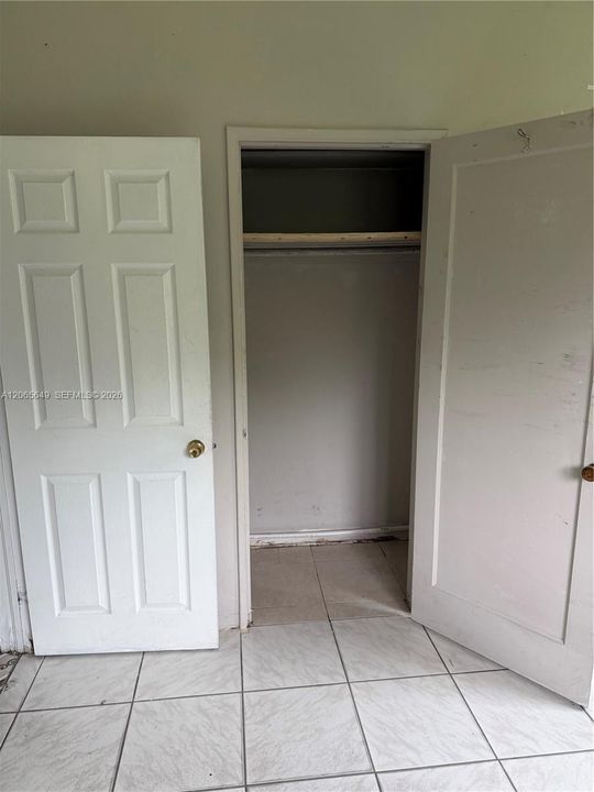 Active With Contract: $825,000 (2 beds, 1 baths, 1021 Square Feet)