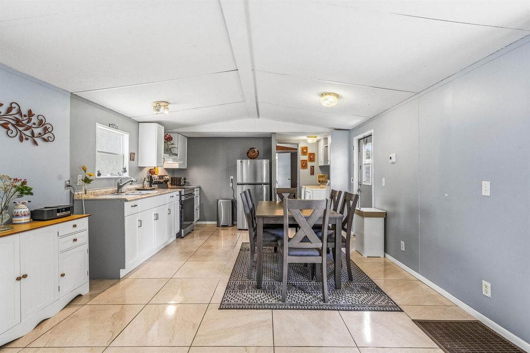 5133 Melissa Lane-121