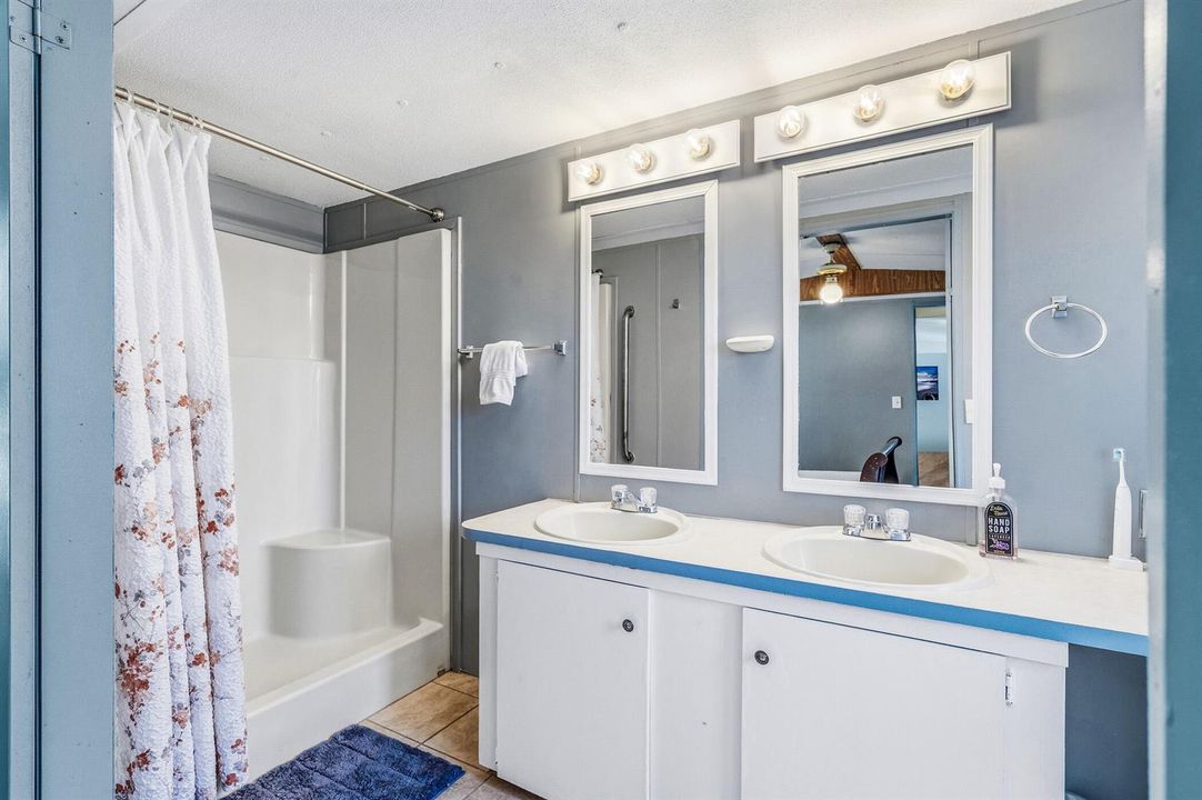 5133 Melissa Lane-2