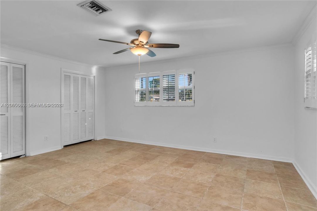 For Sale: $725,000 (3 beds, 3 baths, 2180 Square Feet)