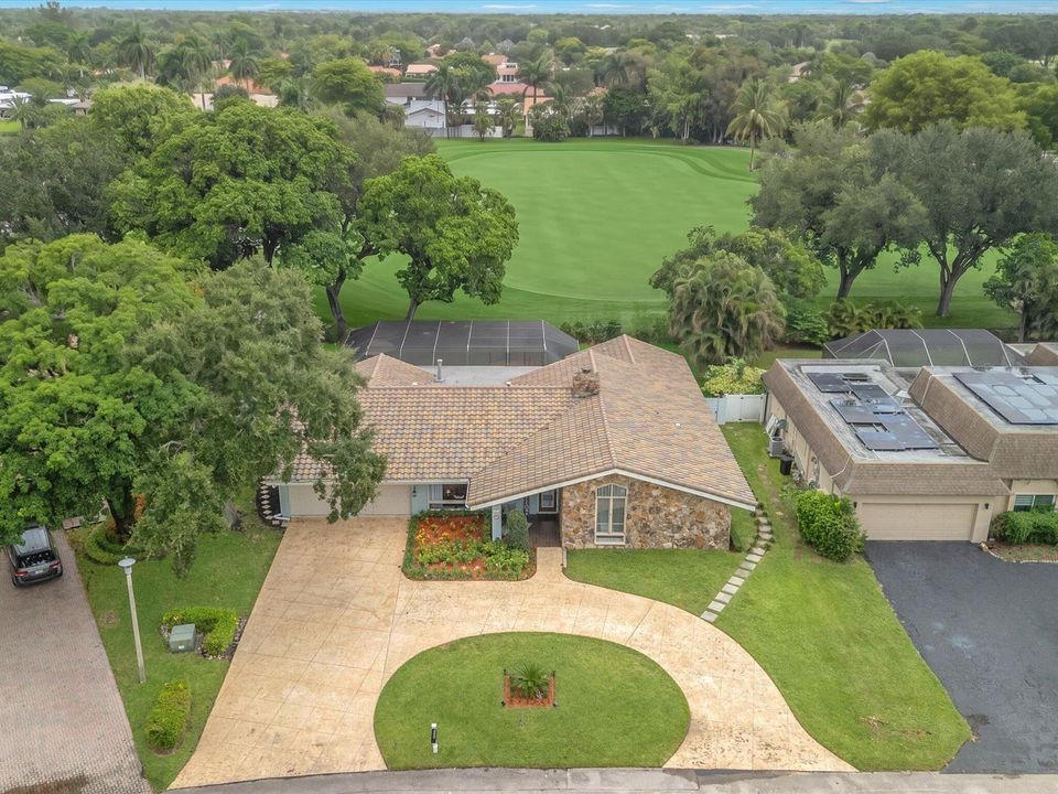 9651 CONCH SHELL Manor
