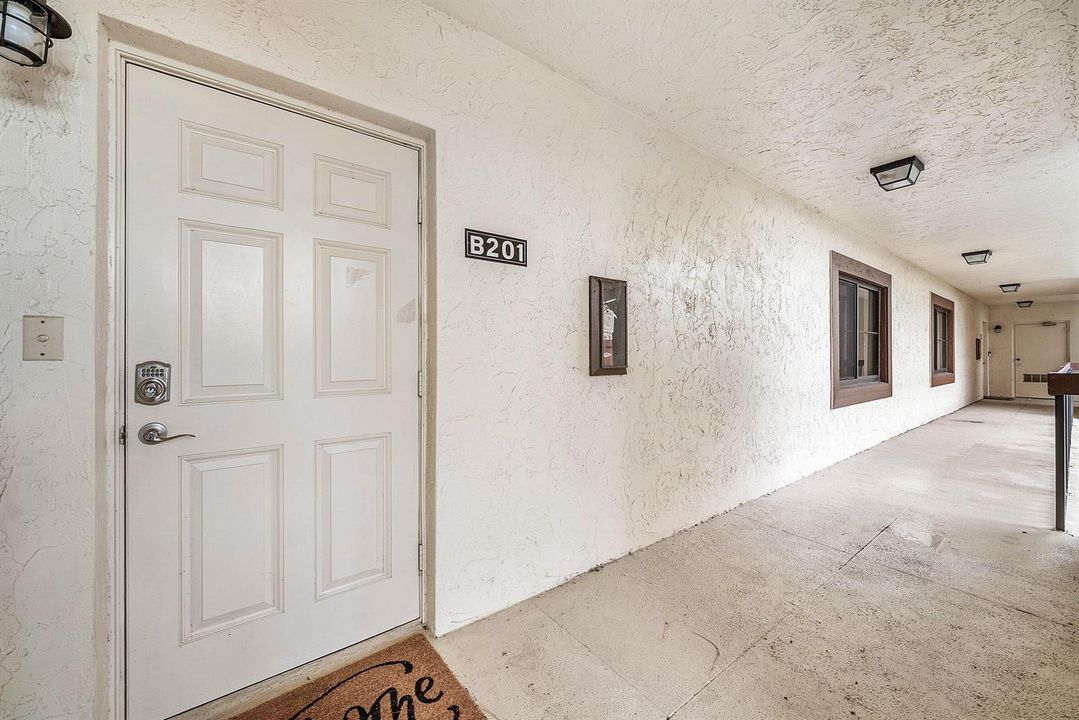 003-13388PoloRoadWest-201-WestPalmBeach-