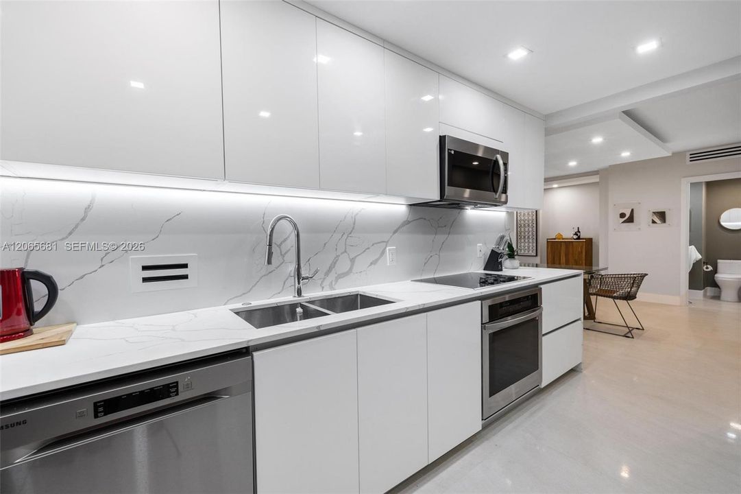 En Venta: $850,000 (1 camas, 1 baños, 993 Pies cuadrados)