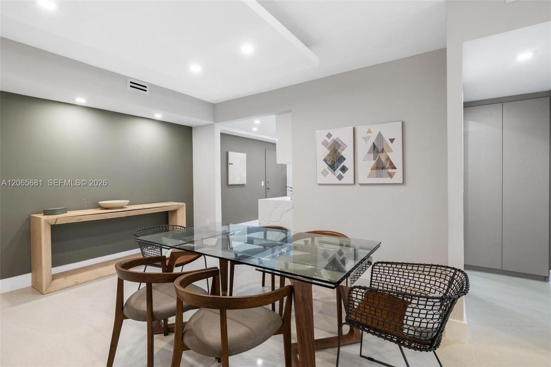 En Venta: $850,000 (1 camas, 1 baños, 993 Pies cuadrados)
