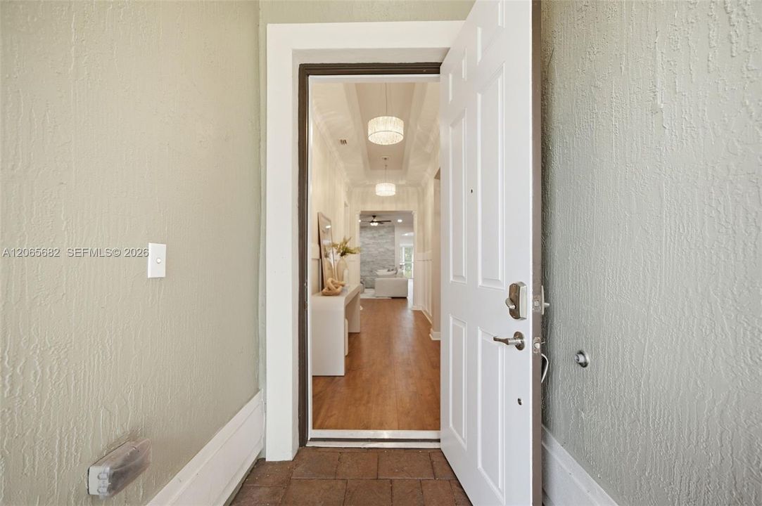 For Sale: $899,000 (4 beds, 3 baths, 2476 Square Feet)