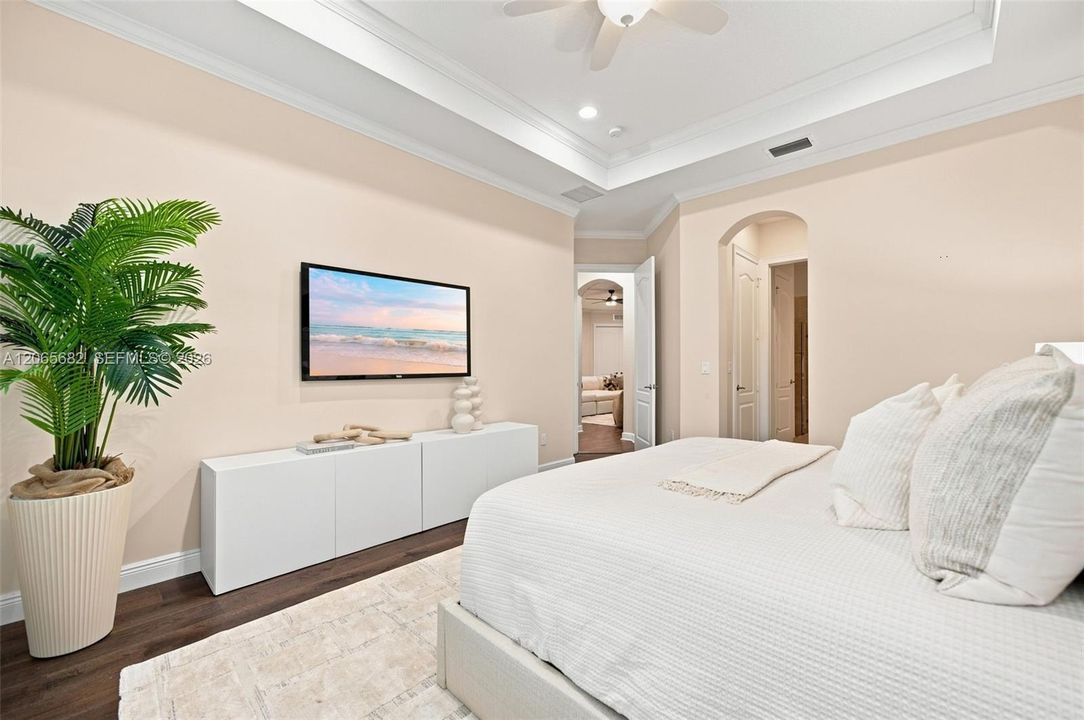 For Sale: $899,000 (4 beds, 3 baths, 2476 Square Feet)