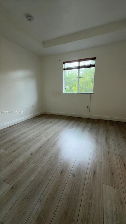 For Sale: $415,000 (3 beds, 3 baths, 1426 Square Feet)