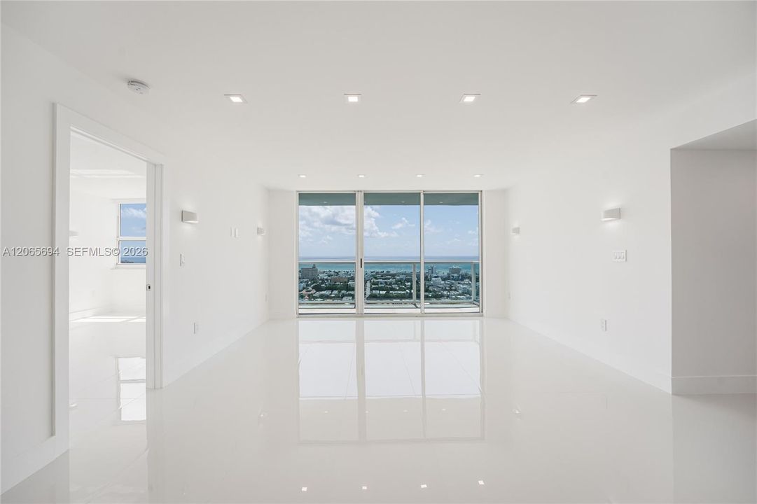 For Rent: $8,900 (3 beds, 2 baths, 1191 Square Feet)