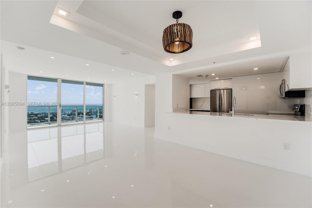 For Rent: $8,900 (3 beds, 2 baths, 1191 Square Feet)