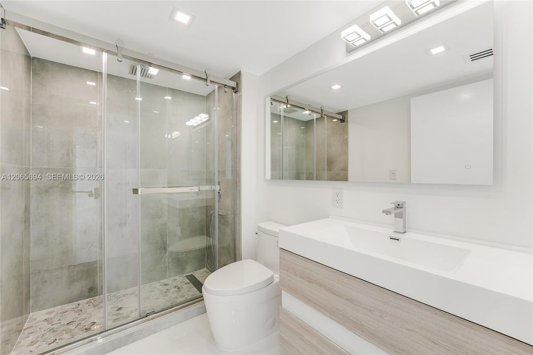 For Rent: $8,900 (3 beds, 2 baths, 1191 Square Feet)
