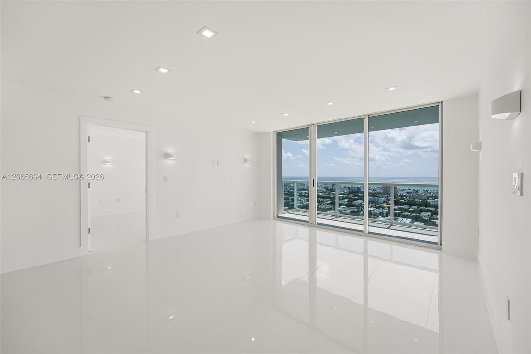 For Rent: $8,900 (3 beds, 2 baths, 1191 Square Feet)