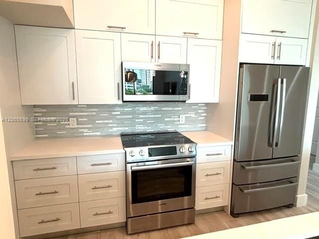 For Sale: $498,888 (1 beds, 1 baths, 850 Square Feet)