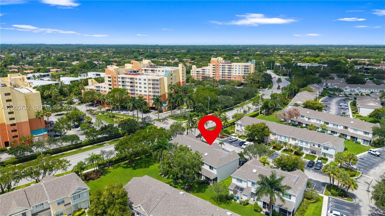 For Sale: $424,900 (2 beds, 2 baths, 1110 Square Feet)