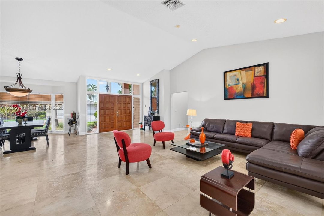 For Sale: $1,095,000 (4 beds, 2 baths, 2573 Square Feet)
