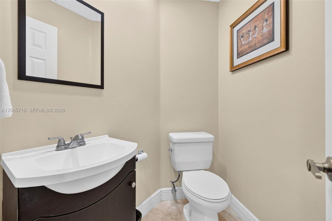 For Sale: $1,095,000 (4 beds, 2 baths, 2573 Square Feet)