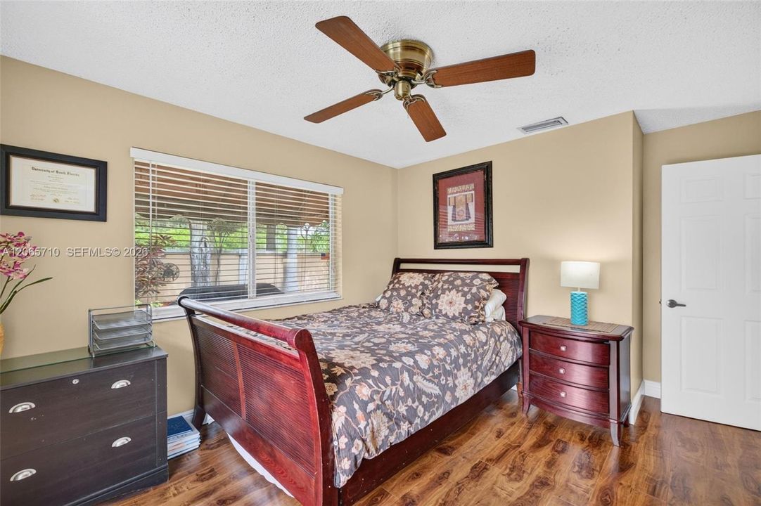 For Sale: $1,095,000 (4 beds, 2 baths, 2573 Square Feet)