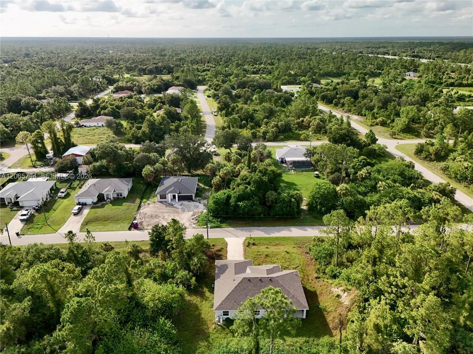 На продажу: $20,000 (0.23 acres)