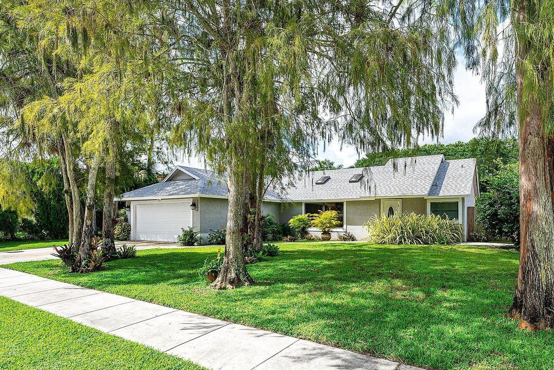 003-1252RaintreeLane-Wellington-FL-33414