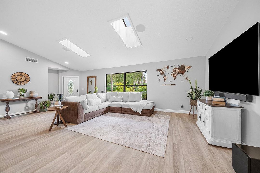 009-1252RaintreeLane-Wellington-FL-33414