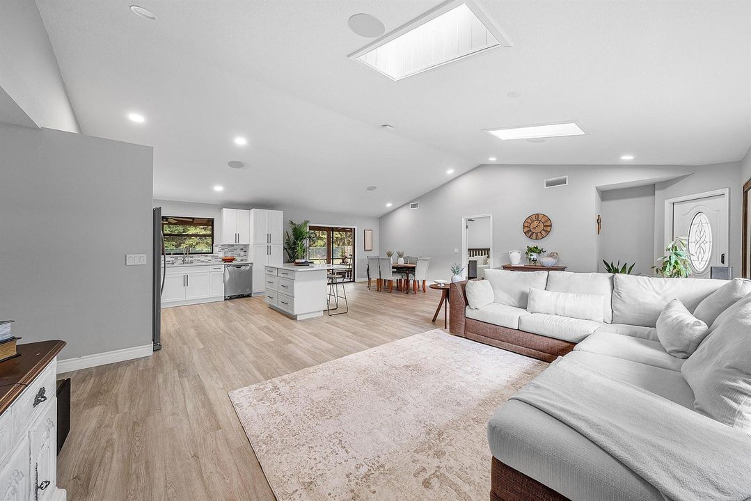 008-1252RaintreeLane-Wellington-FL-33414