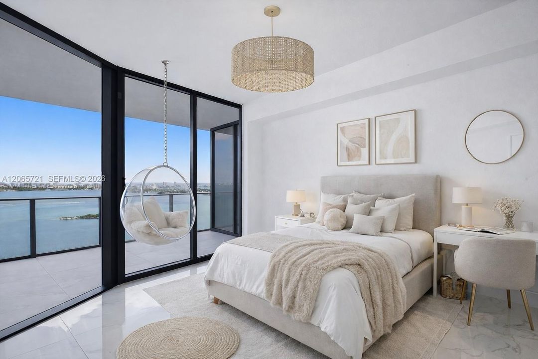 For Sale: $2,149,000 (2 beds, 3 baths, 1283 Square Feet)