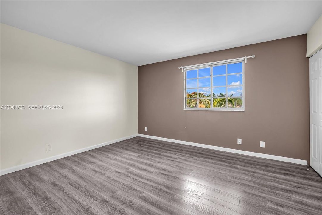 For Rent: $3,400 (3 beds, 2 baths, 1443 Square Feet)