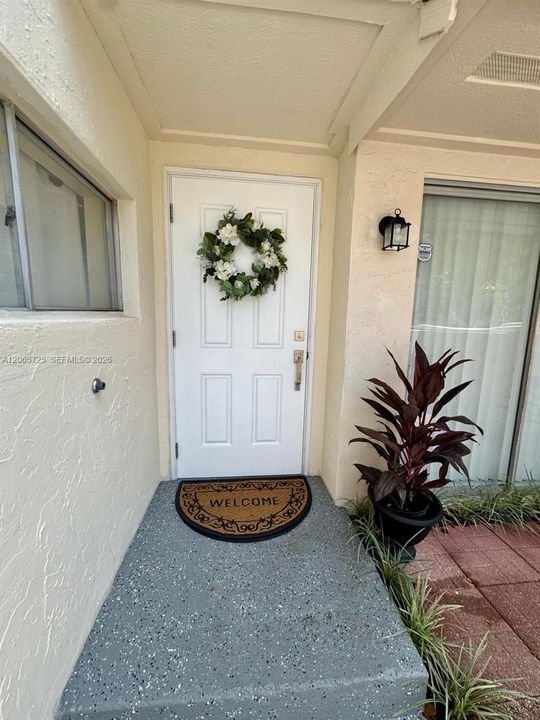For Sale: $274,900 (4 beds, 3 baths, 1690 Square Feet)