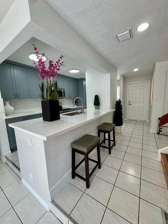 For Sale: $274,900 (4 beds, 3 baths, 1690 Square Feet)