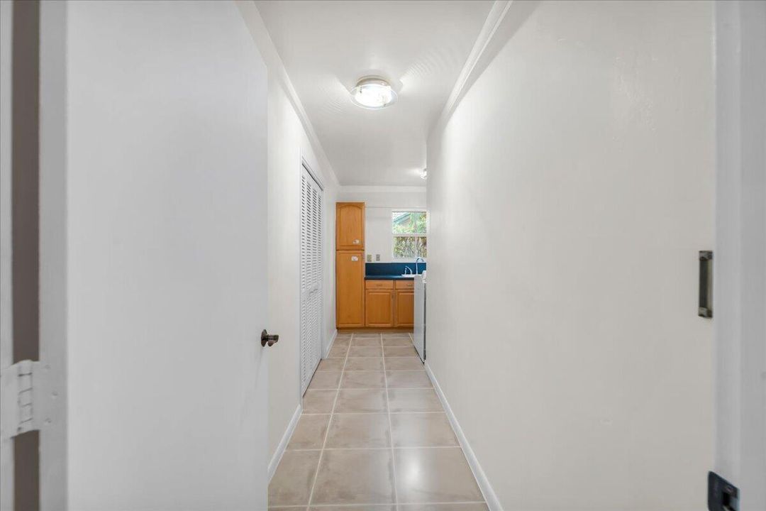 083-2908 Banyon Blvd Boca Raton (83)