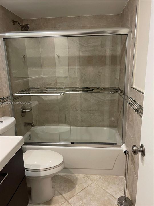 В аренду: $2,300 (2 спален, 2 ванн, 963 Квадратных фут)