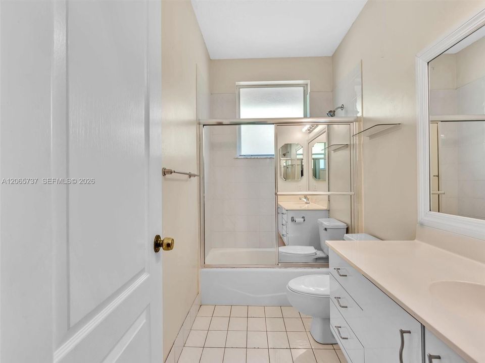 For Rent: $6,000 (4 beds, 2 baths, 2648 Square Feet)