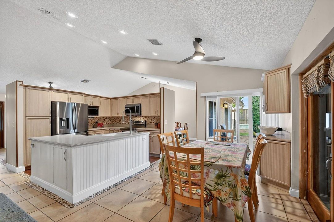 Open Kitchen Table