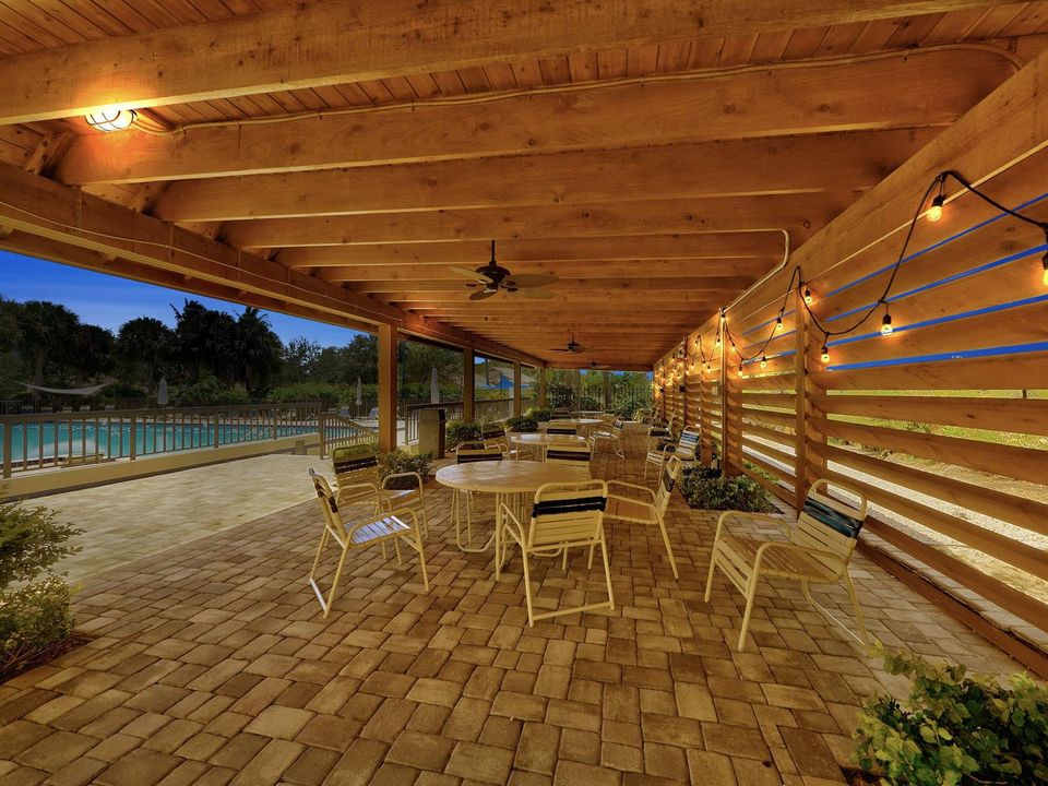Lighted Open-Air Entertainment Ctr