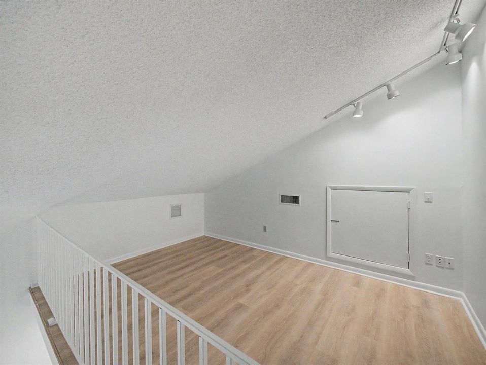 22-web-or-mls-012