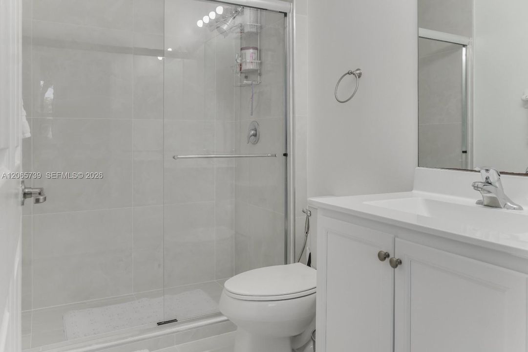 For Sale: $329,000 (3 beds, 2 baths, 1151 Square Feet)