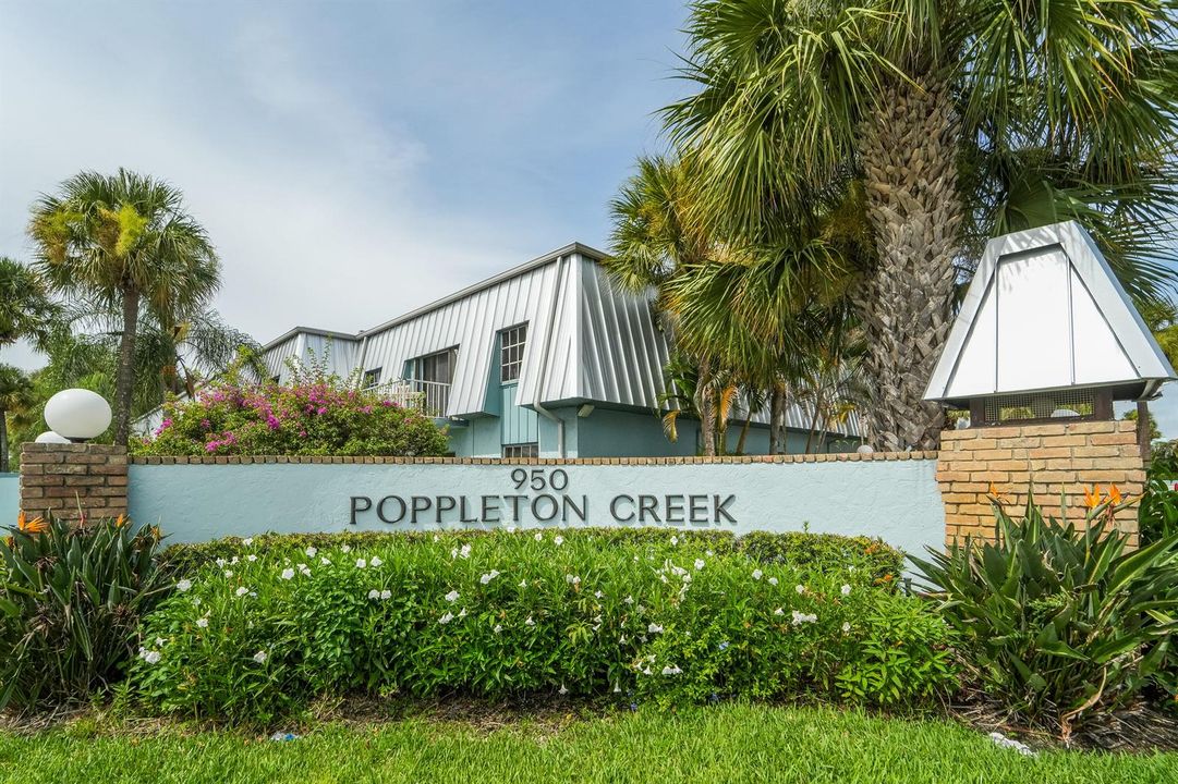 950 Poppleton Creak-1